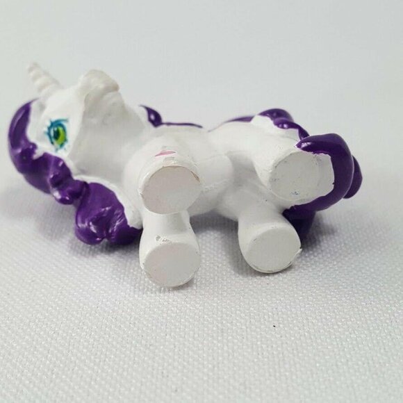 My Little Pony G3 Sweetie Belle Mini Figure 1.5" PVC White Purple Unicorn Hearts - Picture 9 of 10